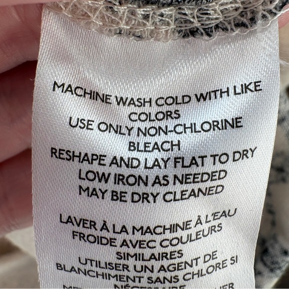 Pilcro Swing T-Shirt Cream & Black Womens Medium Linen Blend Flowy Summer Floral - Picture 12 of 12